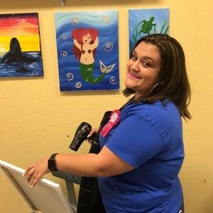 Meet your Posher, Hannah